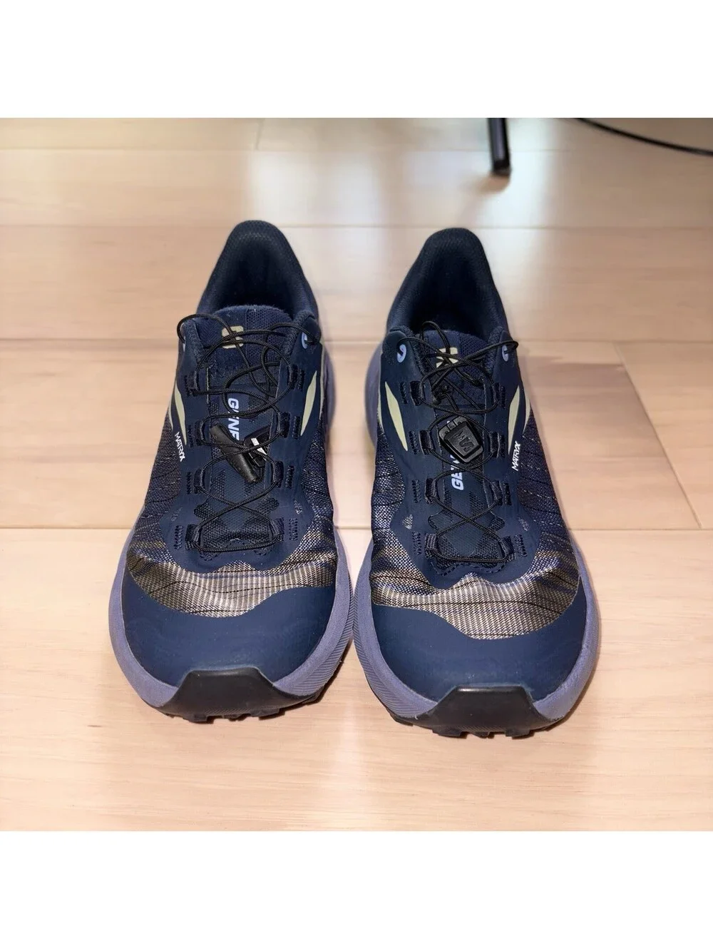 Salomon Genesis Women’s 7.5 Blue Trail Running Shoes Matryx Quicklace Contagrip